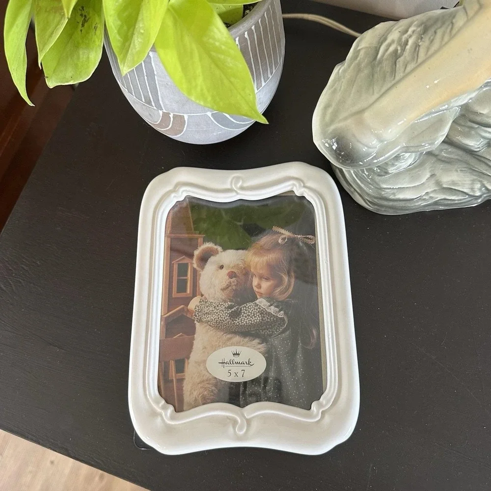 VTG New Hallmark White Ceramic Picture Photo Frame 5x7 Cottagecore Nursery Decor